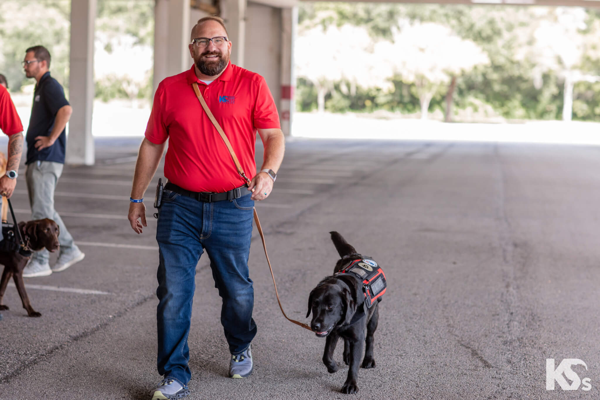 Organization pairs canines with veterans healing from trauma